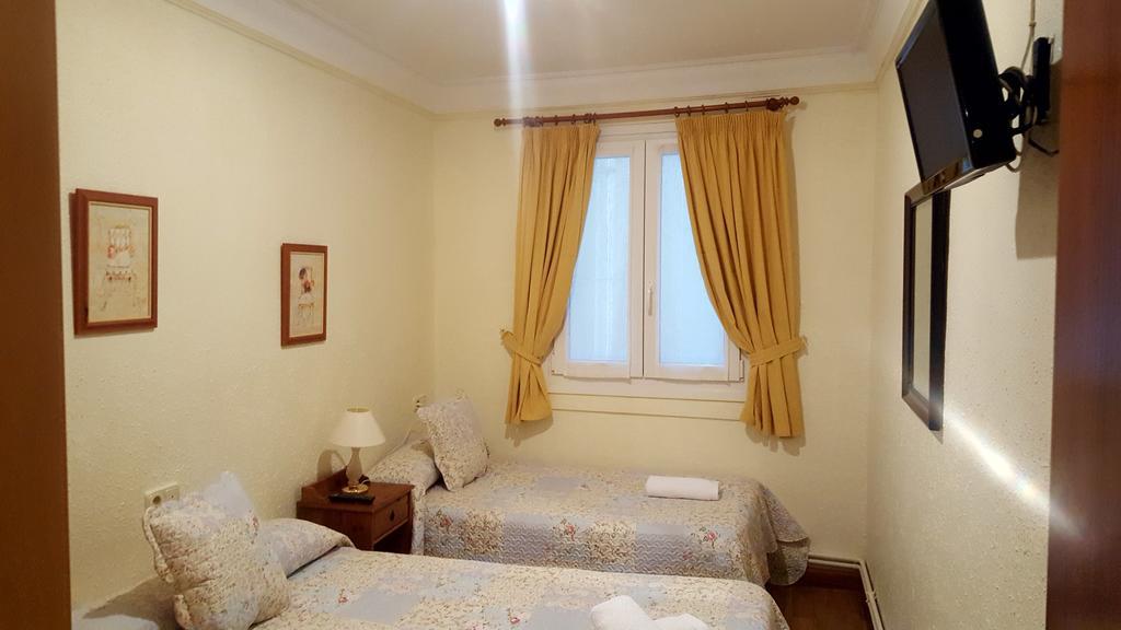 Pension Ibai Saint-Sébastien Extérieur photo