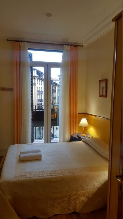 Pension Ibai Saint-Sébastien Extérieur photo
